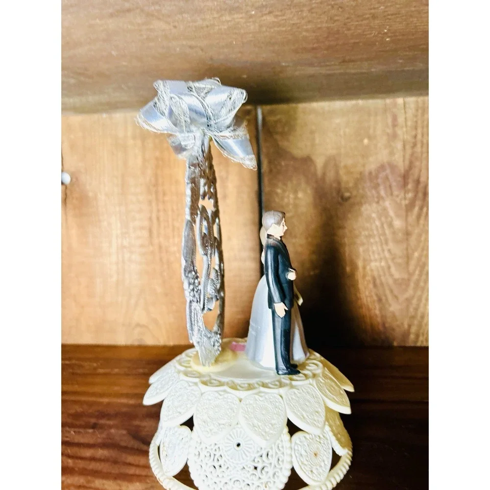 Vintage Mid Century‎ Wilton Wedding Cake Topper Hong Kong 8